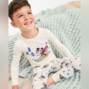 Hanna Andersson Disney Mickey Mouse pajama Set